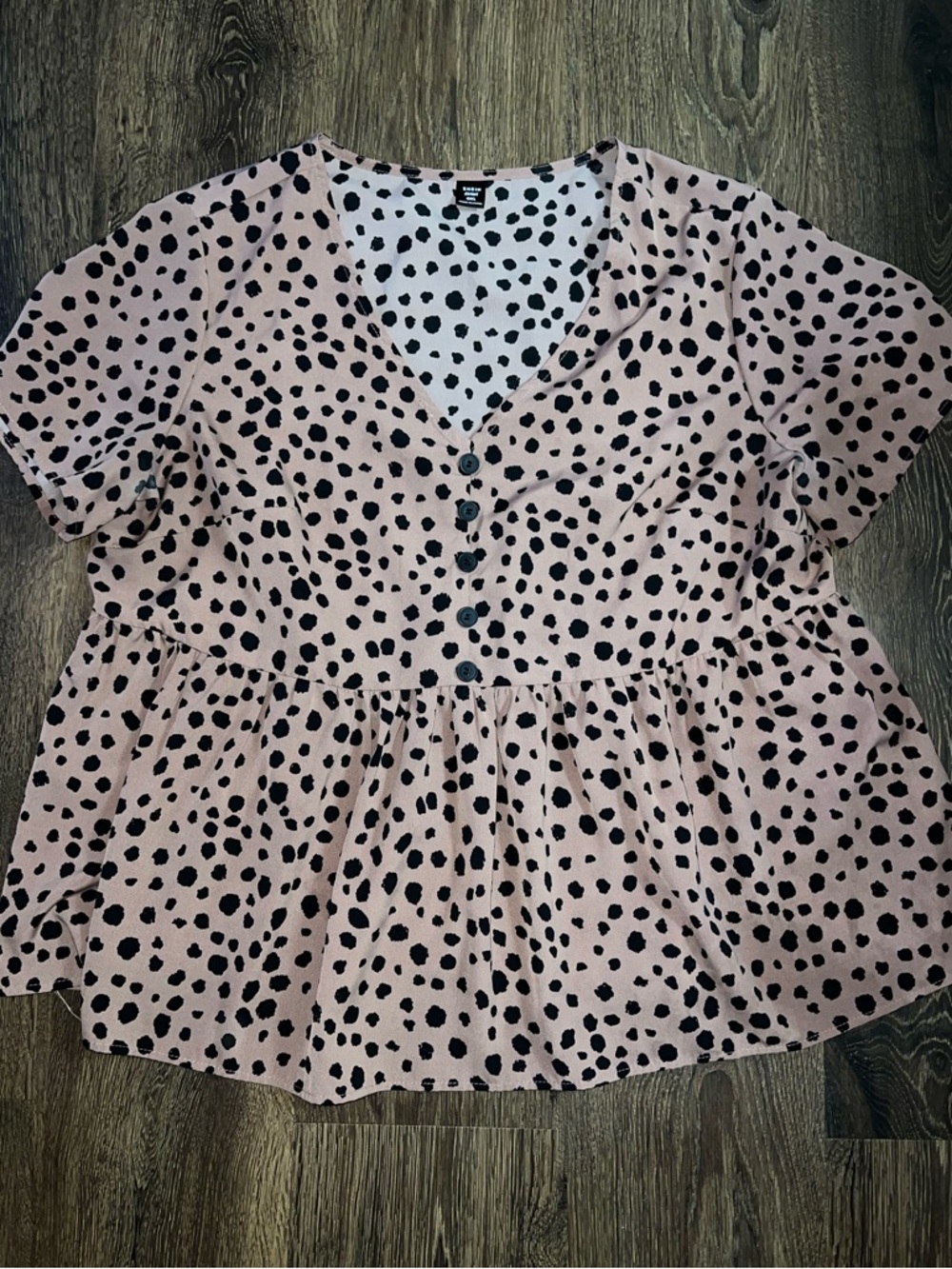 SHEIN Blush tan Black Dalmatian Print Peplum Tunic